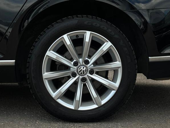 Volkswagen Passat B8 с пробегом 2019 года, цена 2 297 500 рублей, 100454 км, седан, Автокод Объявления