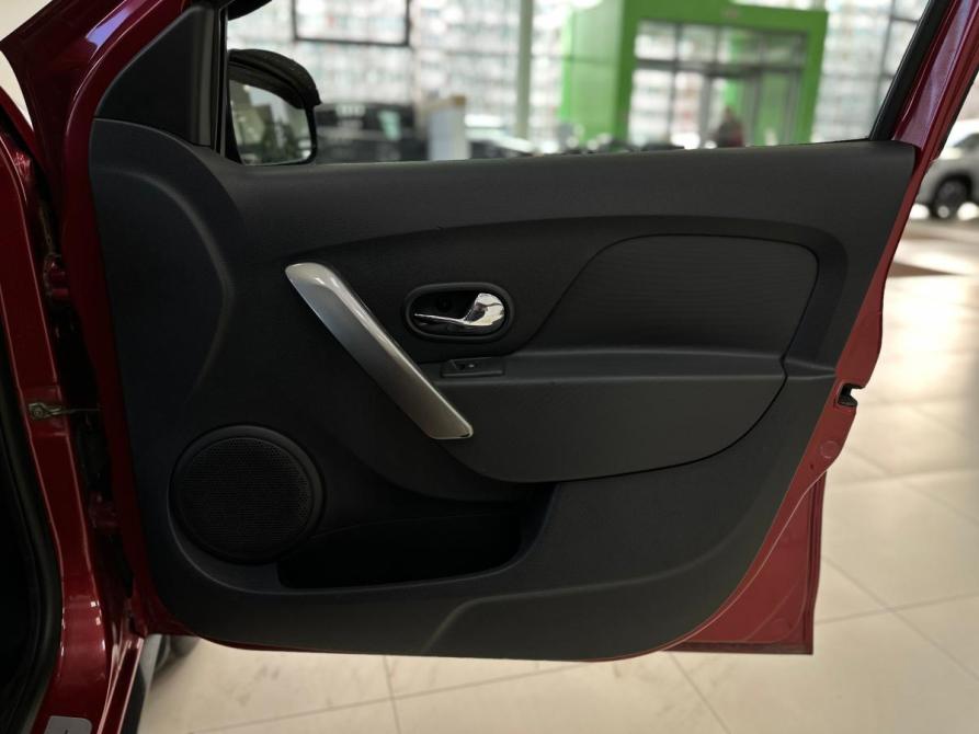 Renault Sandero II Санкт-Петербург  - изображение 33