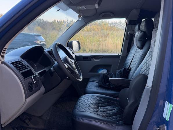 Volkswagen Transporter T5 Рестайлинг с пробегом 2012 года, цена 1 399 000 рублей, 416342 км, минивэн, Автокод Объявления