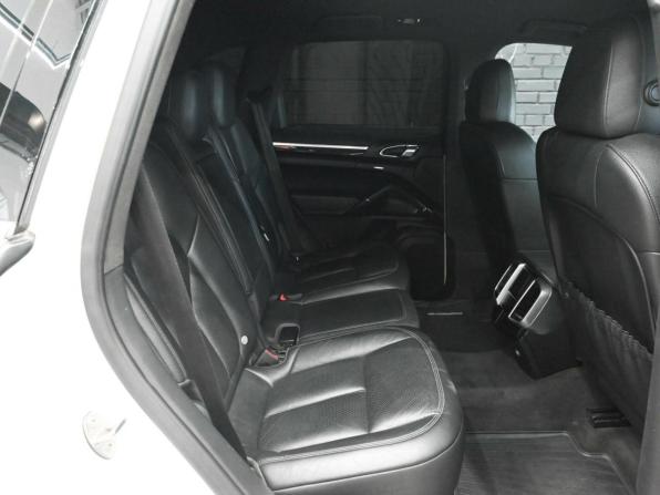 Porsche Cayenne II Рестайлинг (958) с пробегом 2014 года, цена 2 720 000 рублей, 190813 км, внедорожник, Автокод Объявления