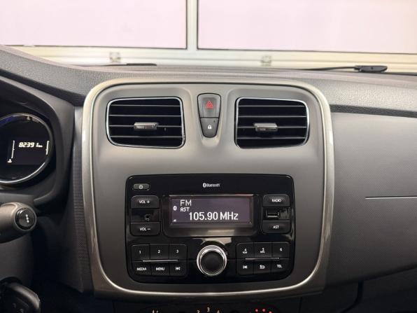 Renault Sandero II Рестайлинг с пробегом 2019 года, цена 1 250 000 рублей, 81436 км, хэтчбек, Автокод Объявления