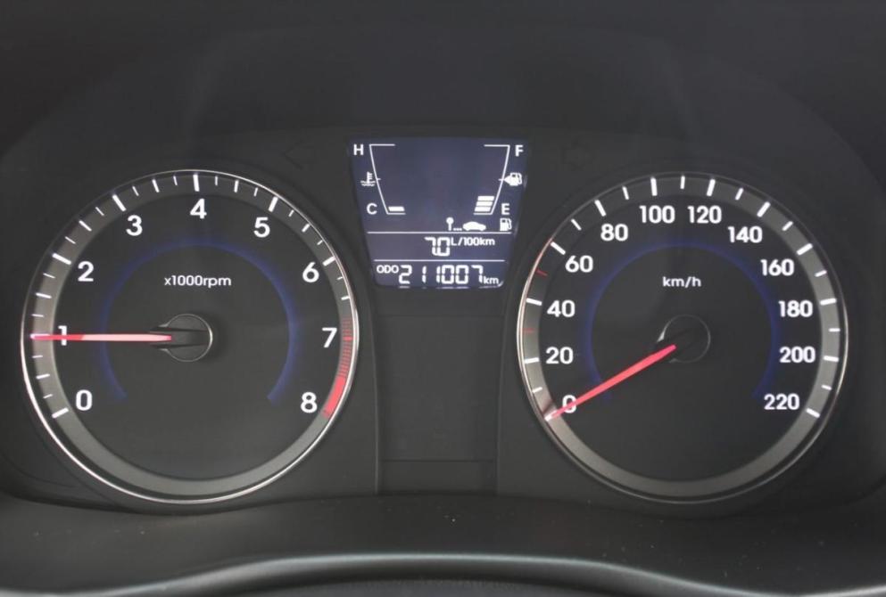 Hyundai Solaris I Нижний Новгород  - изображение 11