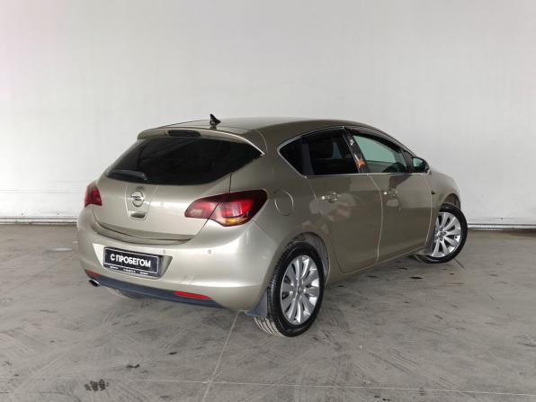 Opel Astra J с пробегом 2011 года, цена 599 000 рублей, 217000 км, хэтчбек, Автокод Объявления