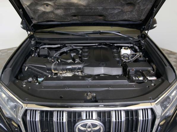 Toyota Land Cruiser Prado 150 Series Рестайлинг 2 с пробегом 2019 года, цена 5 050 000 рублей, 140962 км, внедорожник, Автокод Объявления