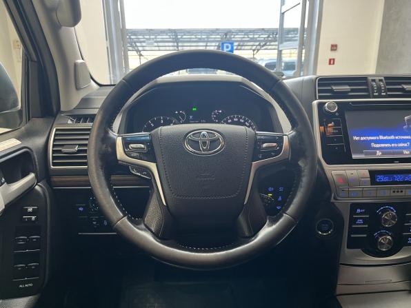 Toyota Land Cruiser Prado 150 Series Рестайлинг 2 с пробегом 2019 года, цена 4 800 000 рублей, 128000 км, внедорожник, Автокод Объявления