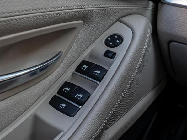 BMW 5 серии VI (F10/F11/F07) с пробегом 2013 года, цена 1 570 000 рублей, 201472 км, седан, Автокод Объявления