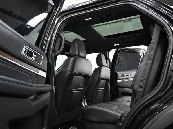 Ford Explorer V Рестайлинг с пробегом 2018 года, цена 2 299 000 рублей, 163000 км, внедорожник, Автокод Объявления
