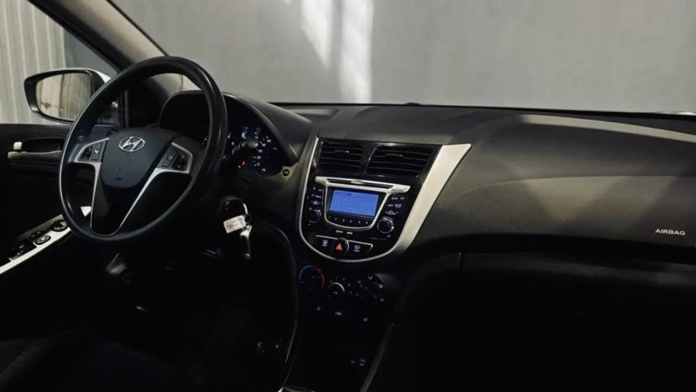 Hyundai Solaris I Рестайлинг Смоленск  - изображение 11