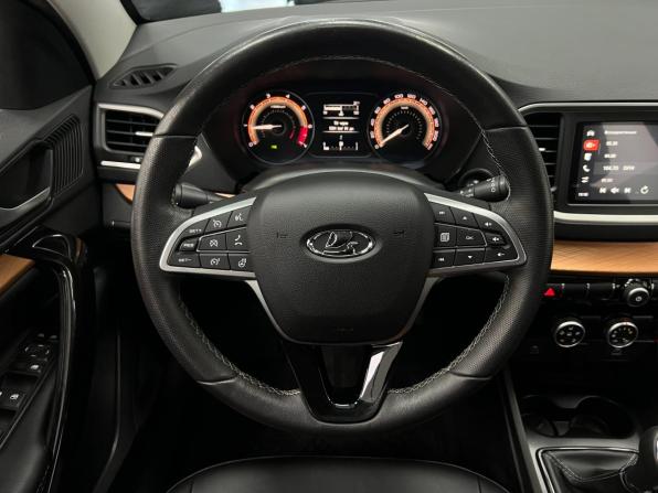 Lada (ВАЗ) Vesta I Рестайлинг (NG) с пробегом 2023 года, цена 1 500 000 рублей, 38873 км, седан, Автокод Объявления