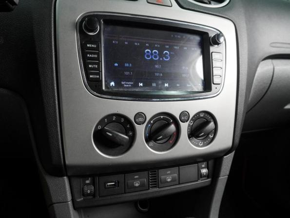 Ford Focus II Рестайлинг с пробегом 2010 года, цена 649 000 рублей, 188424 км, седан, Автокод Объявления