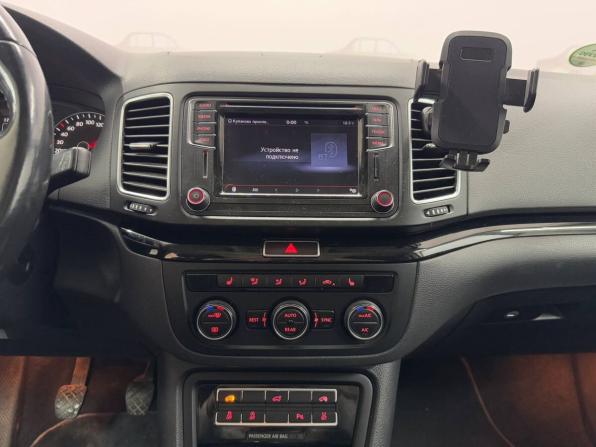 SEAT Alhambra II Рестайлинг с пробегом 2017 года, цена 1 830 000 рублей, 259642 км, минивэн, Автокод Объявления
