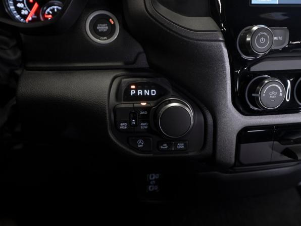 Ram 1500 V Рестайлинг с пробегом 2025 года, цена 8 500 000 рублей, 111 км, пикап, Автокод Объявления