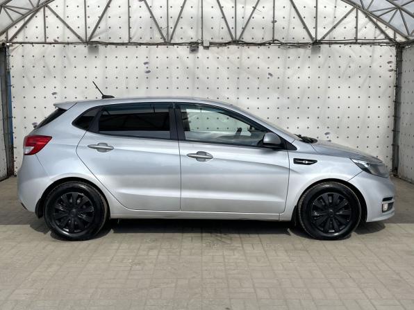 Kia Rio III Рестайлинг с пробегом 2017 года, цена 920 000 рублей, 193205 км, хэтчбек, Автокод Объявления