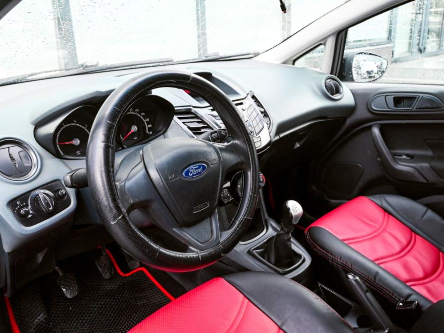Ford Fiesta Mk6 Екатеринбург  - изображение 12
