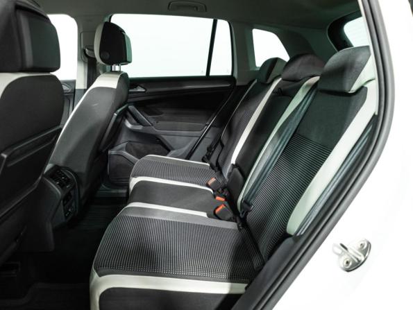 Volkswagen Tiguan II с пробегом 2019 года, цена 2 594 700 рублей, 88288 км, внедорожник, Автокод Объявления