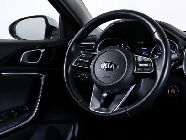Kia Ceed III с пробегом 2020 года, цена 1 990 000 рублей, 27176 км, хэтчбек, Автокод Объявления