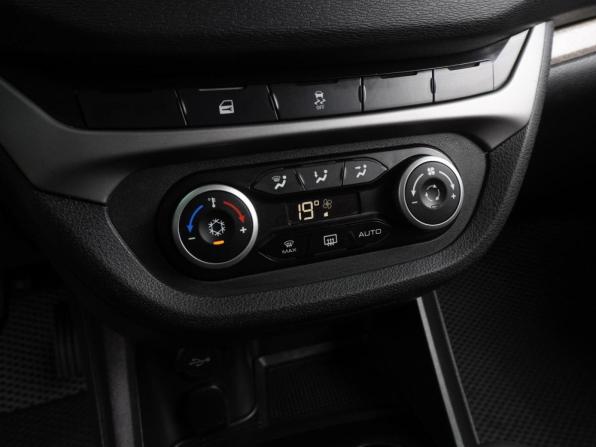 Lada (ВАЗ) Vesta I с пробегом 2017 года, цена 734 000 рублей, 155590 км, седан, Автокод Объявления