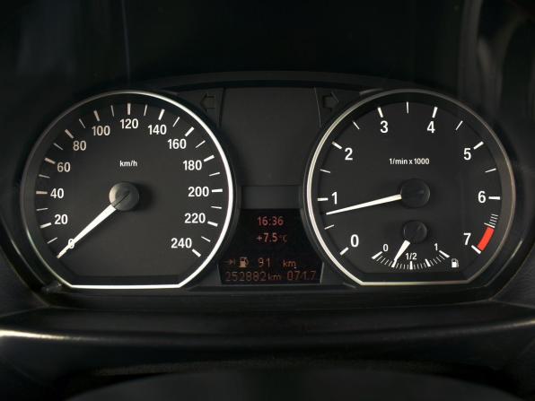 BMW 1 серии I (E81/E82/E87/E88) Рестайлинг с пробегом 2008 года, цена 729 995 рублей, 252880 км, хэтчбек, Автокод Объявления