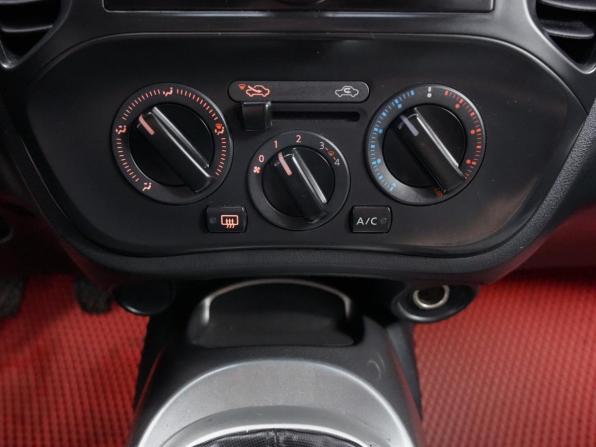 Nissan Juke I с пробегом 2014 года, цена 873 000 рублей, 177000 км, внедорожник, Автокод Объявления