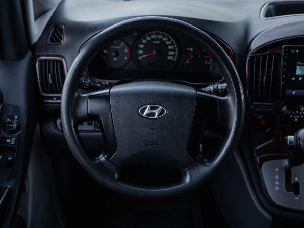 Hyundai Grand Starex I с пробегом 2011 года, цена 1 200 000 рублей, 278733 км, минивэн, Автокод Объявления