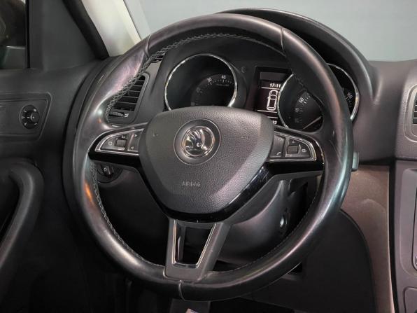 Skoda Yeti I Рестайлинг с пробегом 2015 года, цена 1 199 000 рублей, 152949 км, внедорожник, Автокод Объявления