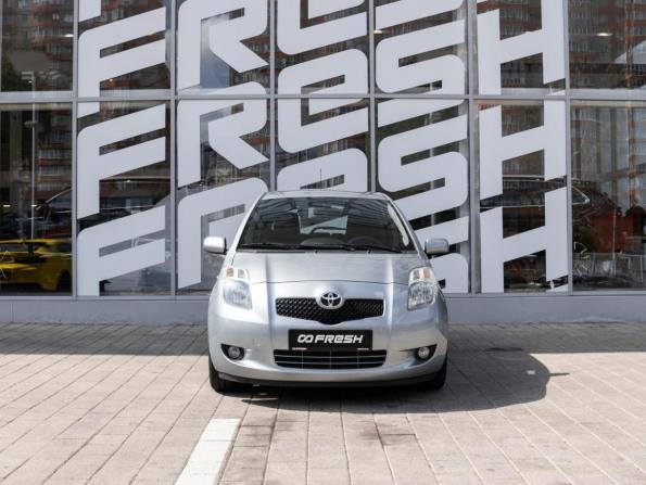 Toyota Yaris II с пробегом 2006 года, цена 776 000 рублей, 135947 км, хэтчбек, Автокод Объявления