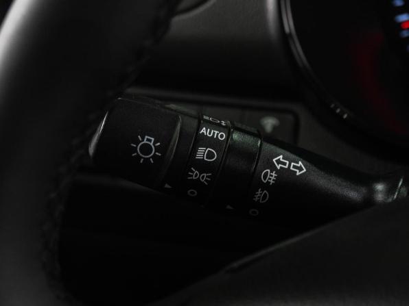 Kia Rio III Рестайлинг с пробегом 2016 года, цена 969 000 рублей, 175248 км, хэтчбек, Автокод Объявления