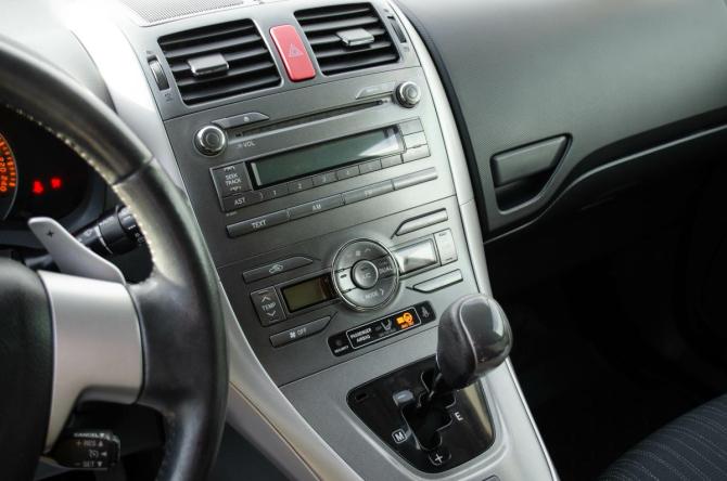 Toyota Auris I с пробегом 2008 года, цена 684 000 рублей, 218000 км, хэтчбек, Автокод Объявления