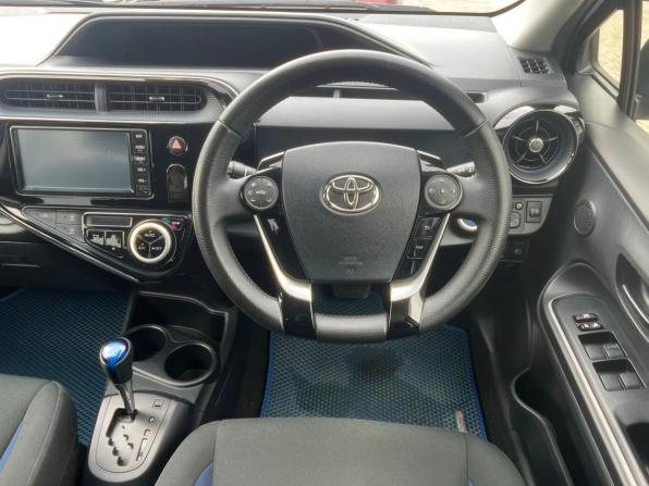 Toyota Aqua I Рестайлинг 2 с пробегом 2019 года, цена 1 349 000 рублей, 123000 км, хэтчбек, Автокод Объявления