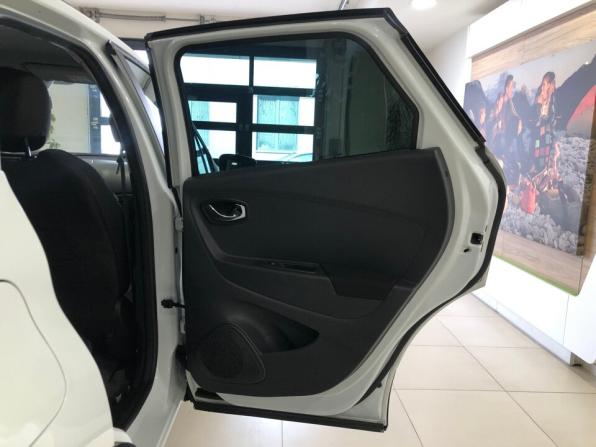 Renault Kaptur I с пробегом 2017 года, цена 1 399 000 рублей, 123697 км, внедорожник, Автокод Объявления