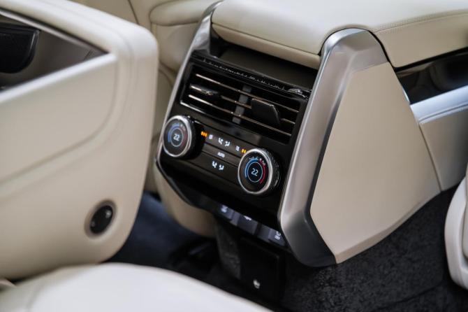 Новый Land Rover Range Rover V 2026 года, цена 23 700 000 рублей, внедорожник, Автокод Объявления