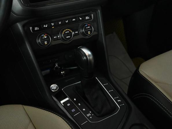 Volkswagen Tiguan II с пробегом 2020 года, цена 2 400 000 рублей, 78523 км, внедорожник, Автокод Объявления