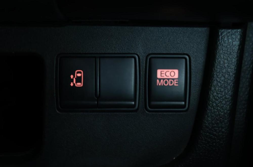 Nissan Serena IV (C26) Омск  - изображение 9