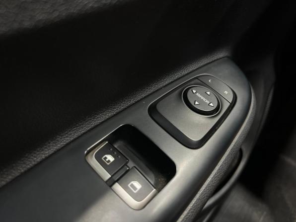 Kia Rio IV Рестайлинг с пробегом 2020 года, цена 1 570 000 рублей, 97500 км, седан, Автокод Объявления