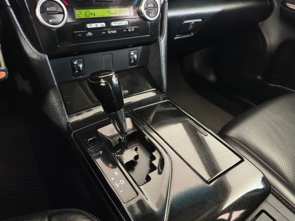 Toyota Camry VII (XV50) с пробегом 2011 года, цена 1 199 900 рублей, 271343 км, седан, Автокод Объявления