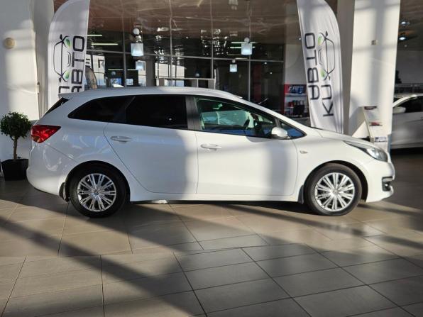 Kia Ceed II Рестайлинг с пробегом 2017 года, цена 1 149 000 рублей, 156362 км, универсал, Автокод Объявления