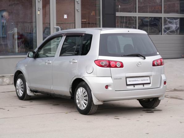 Mazda Demio II (DY) с пробегом 2005 года, цена 210 000 рублей, 207873 км, хэтчбек, Автокод Объявления