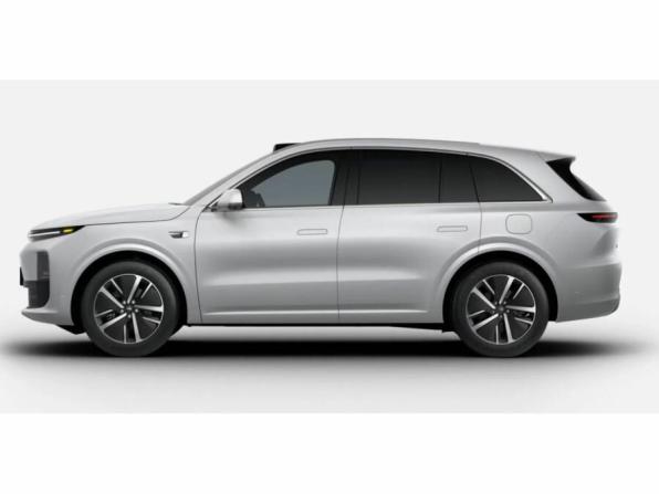 Новый Li Auto (Lixiang) L6 2025 года, цена 7 400 000 рублей, внедорожник, Автокод Объявления