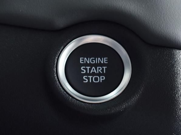 Toyota RAV4 VI (XA60) с пробегом 2026 года, цена 3 994 995 рублей, 37 км, внедорожник, Автокод Объявления