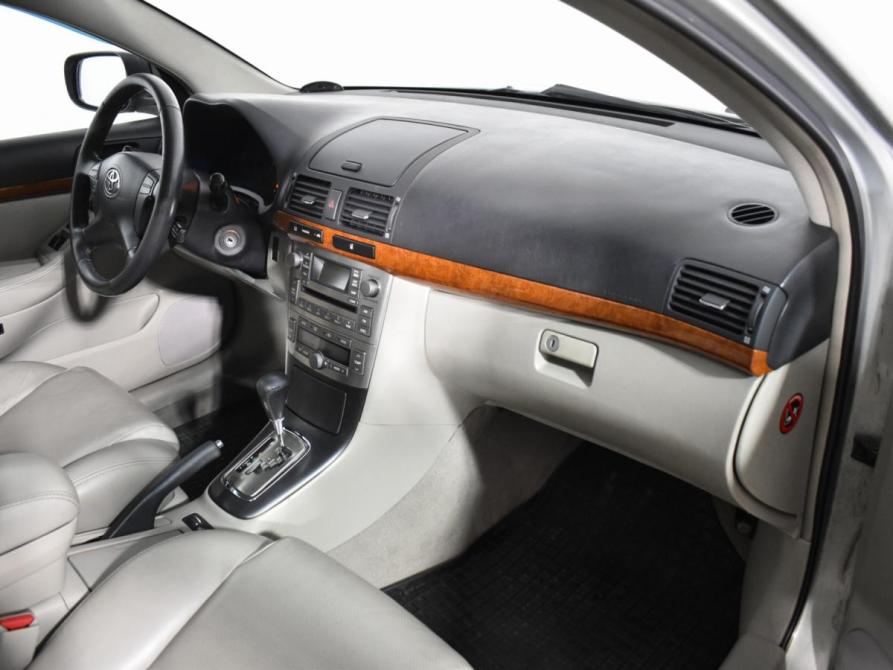Toyota Avensis II Рестайлинг Санкт-Петербург  - изображение 12