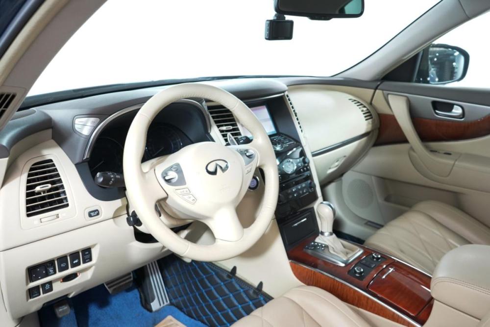Infiniti QX70 Москва  - изображение 13