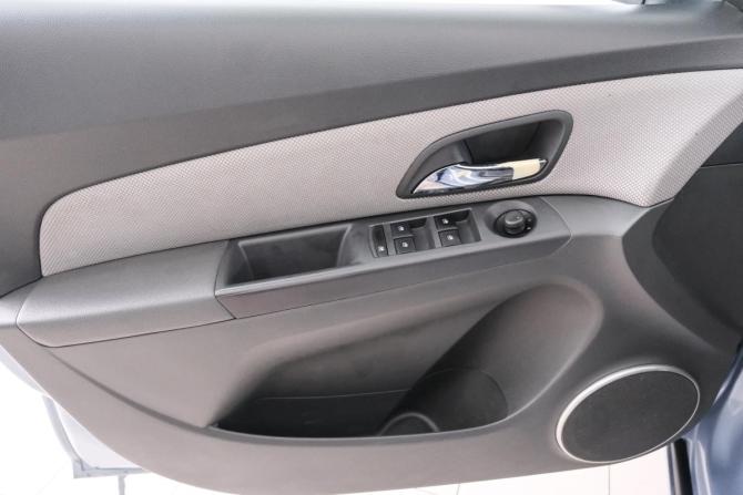 Chevrolet Cruze I с пробегом 2010 года, цена 649 000 рублей, 104530 км, седан, Автокод Объявления