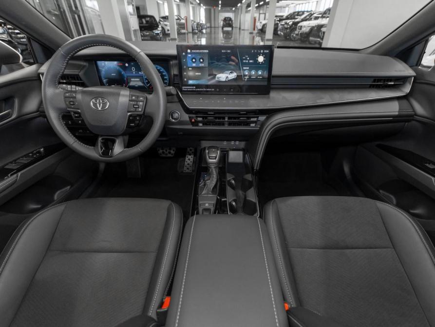 Toyota Camry IX (XV80) China Market Москва  - изображение 8