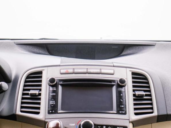Toyota Venza I Рестайлинг с пробегом 2013 года, цена 1 745 000 рублей, 155323 км, внедорожник, Автокод Объявления