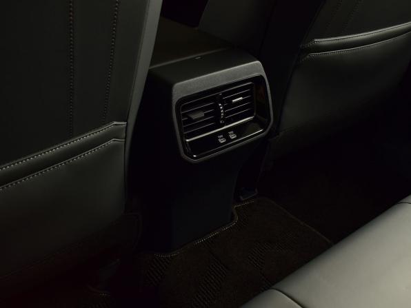Toyota RAV4 VI (XA60) с пробегом 2026 года, цена 4 084 995 рублей, 26 км, внедорожник, Автокод Объявления