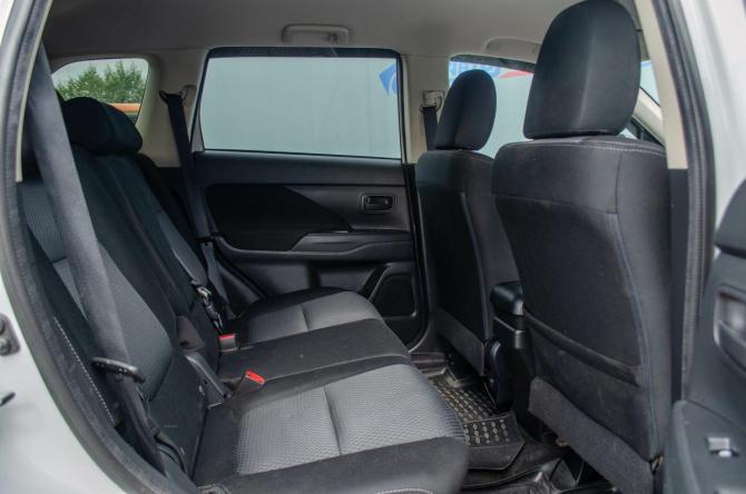 Mitsubishi Outlander III Рестайлинг 2 с пробегом 2017 года, цена 1 628 000 рублей, 190000 км, внедорожник, Автокод Объявления