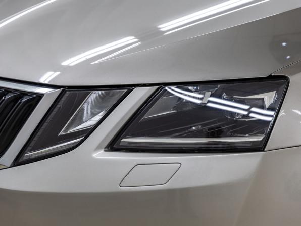 Skoda Octavia III (A7) Рестайлинг с пробегом 2020 года, цена 2 208 000 рублей, 88473 км, лифтбек, Автокод Объявления