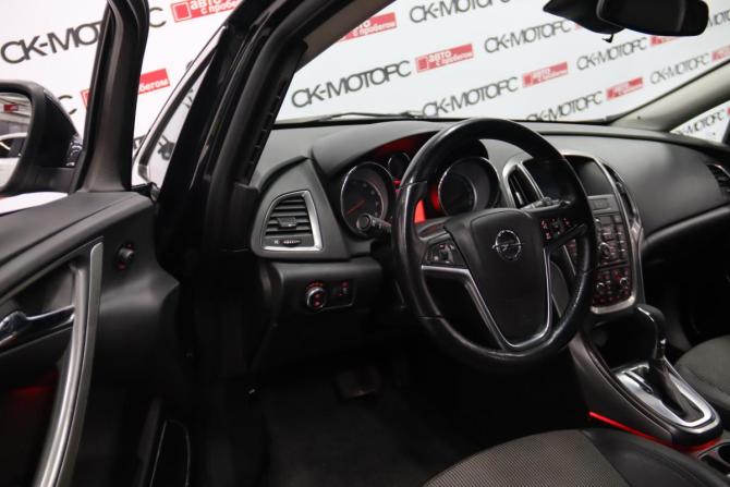 Opel Astra J с пробегом 2011 года, цена 795 850 рублей, 96643 км, хэтчбек, Автокод Объявления