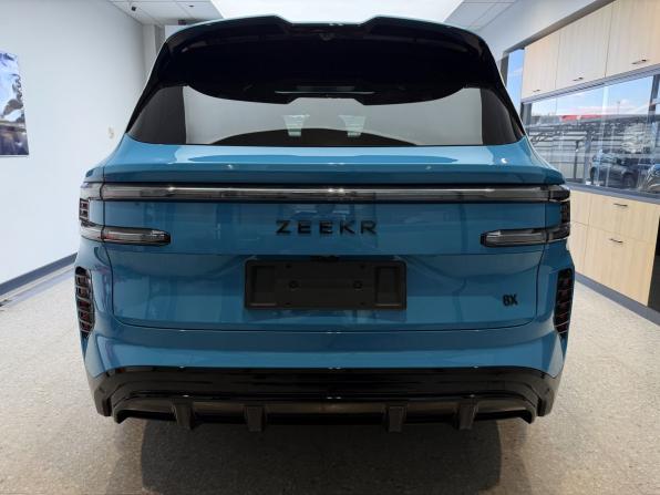 Zeekr 8X с пробегом 2026 года, цена 13 800 000 рублей, 18 км, внедорожник, Автокод Объявления