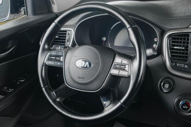 Kia Sorento III Prime Рестайлинг с пробегом 2019 года, цена 2 599 000 рублей, 160000 км, внедорожник, Автокод Объявления